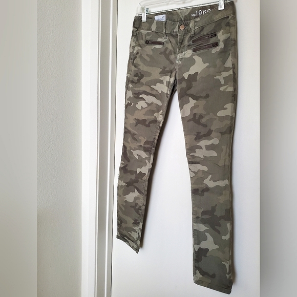 Gap camo skinny ankle pants size 26 - Picture 2 of 5